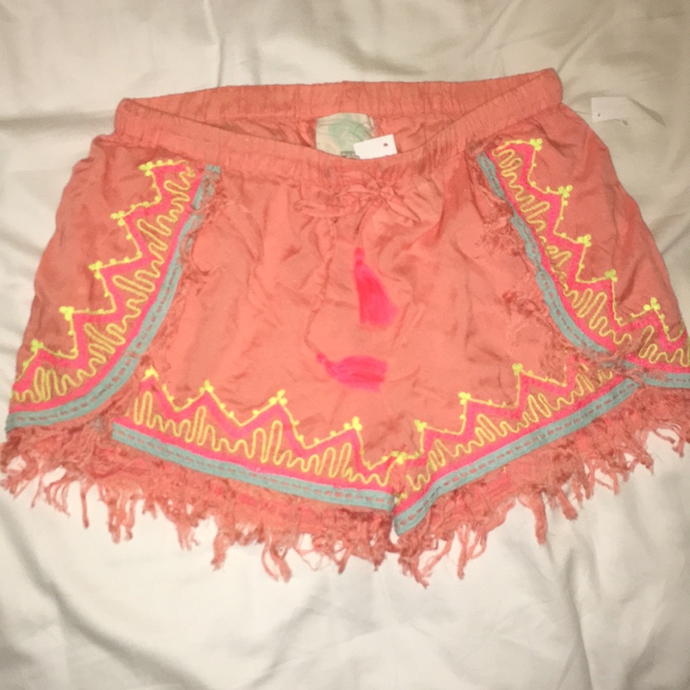 Fringe tribal print shorts